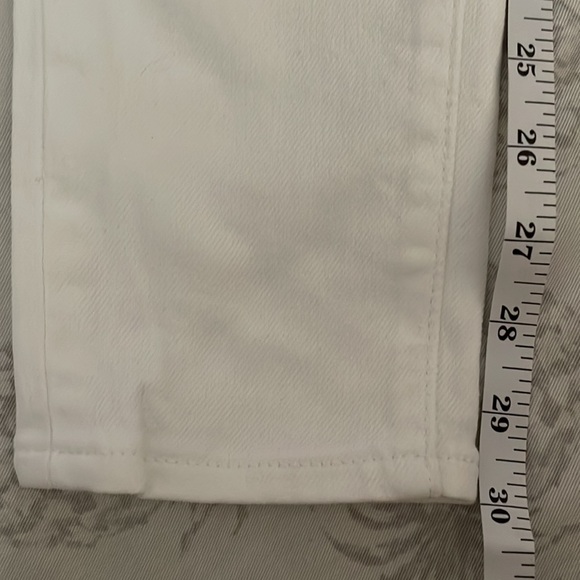 NWOT Women’s Levi’s Jeans size 26 high rise skinny - Picture 8 of 8